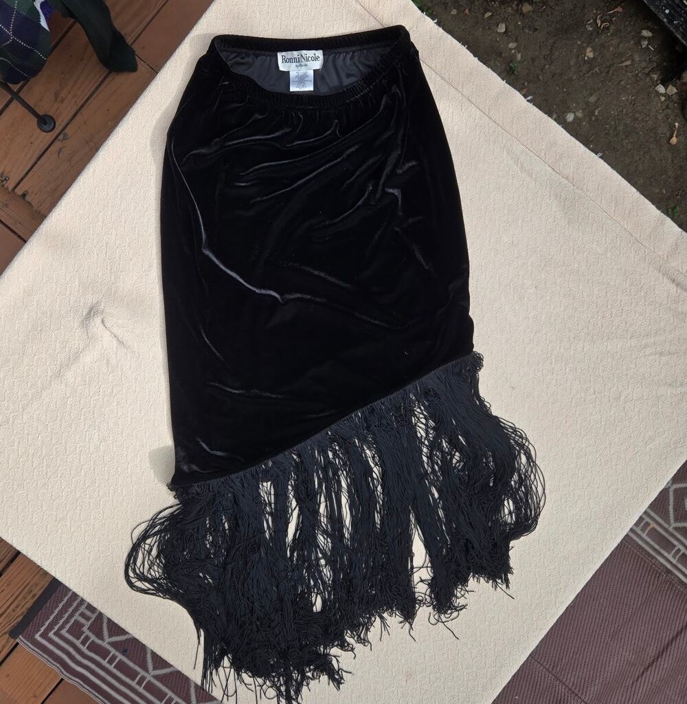 velvet fringe maxi skirt black size s gothic western boho ♡